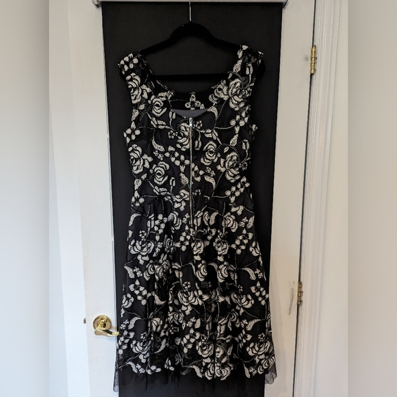 Dress, Vera Wang, Size 12, Navy Blue - Picture 2 of 5